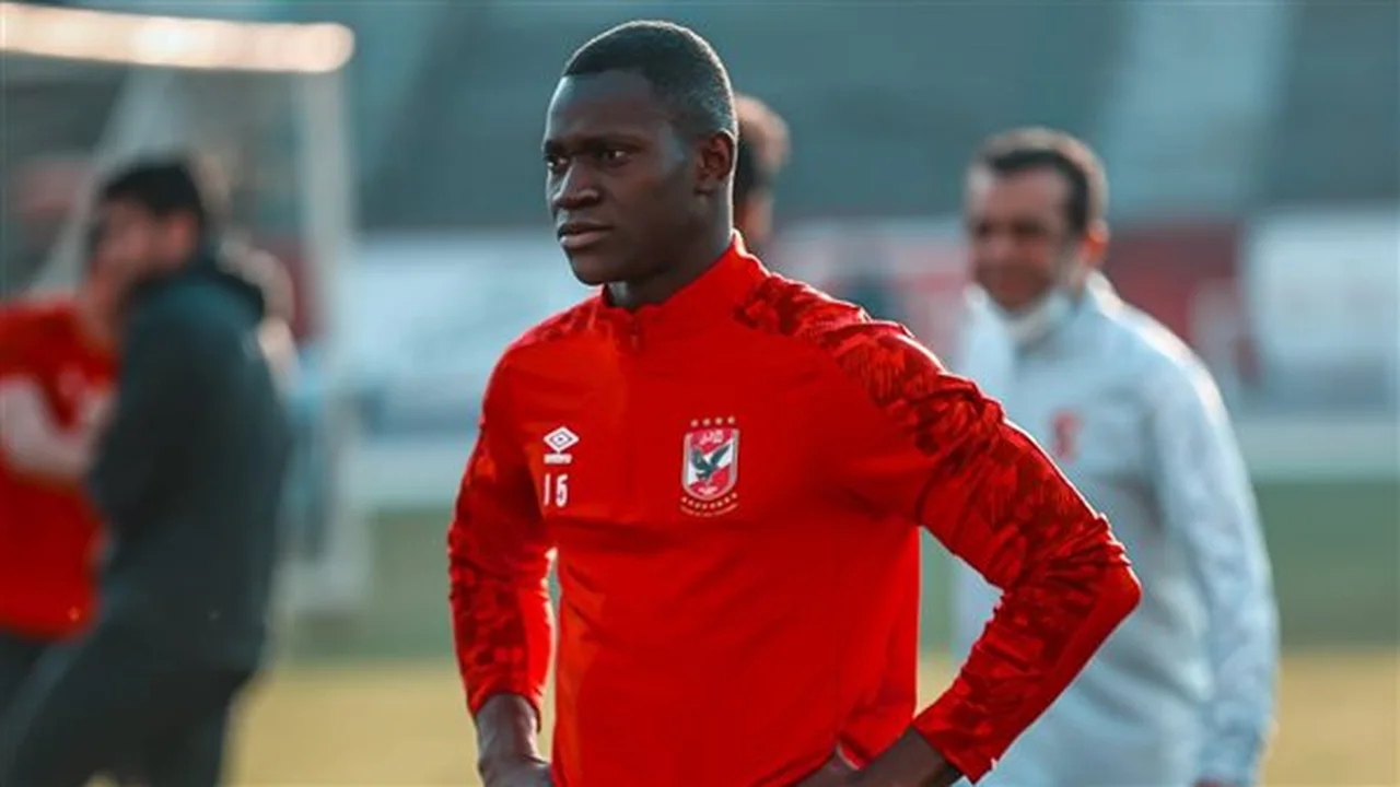 تهديد خروج ديانج الأهلي بسبب عرض ليبي ضخم